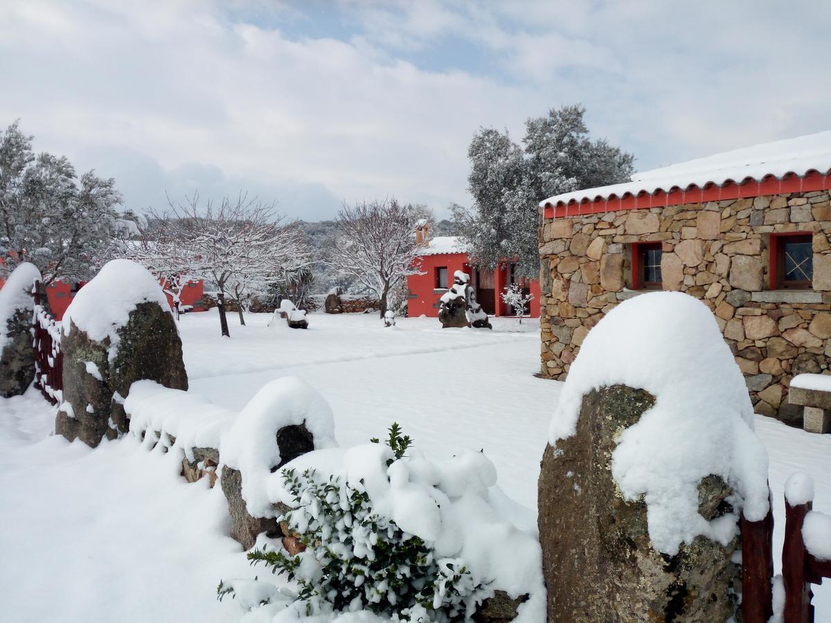 Turismo Rurale L'Agliuledda Villa Сант Антонио Ди Галура Екстериор снимка